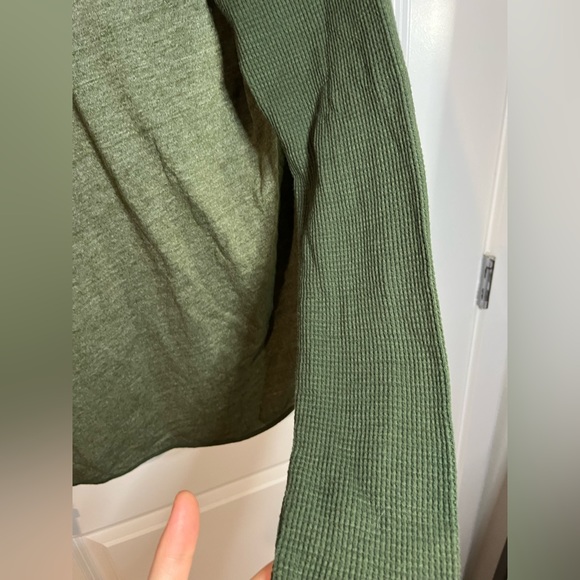 LUCKY BRAND Official Men's Long Sleeve Thermal Sleeve Logo T-Shirt Size Large - Picture 5 of 8